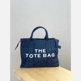 شنطة tote