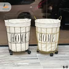 سلة قماش و حديد كبير